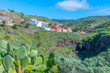 İspanya, Kanarya Adaları, La Gomera 'daki Valle Gran Rey Vadisi' nin havadan görünüşü.