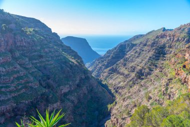 La Gomera, Kanarya Adaları, İspanya 'daki Barranco de Arure hava manzarası.