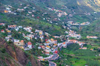 İspanya 'nın La Gomera kentindeki Vallehermoso belediyesindeki Hermingua hava manzarası.