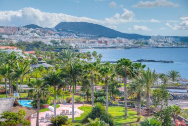 Costa Adeje, Tenerife 'deki tatil oteli, Kanarya Adaları, İspanya.