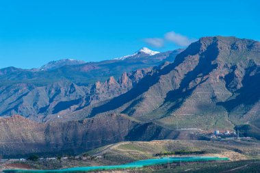 Tenerife 'ye bakan Pico de Teide, Kanarya Adaları, İspanya.
