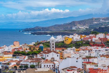 Garachico 'nun Tenerife' deki havadan görünüşü, Kanarya Adaları, İspanya.