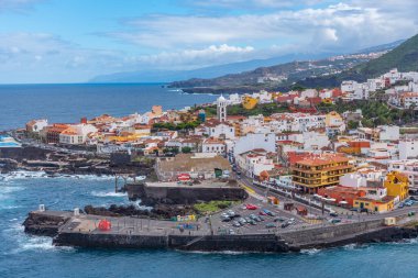 Garachico 'nun Tenerife' deki havadan görünüşü, Kanarya Adaları, İspanya.