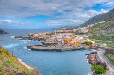 Garachico 'nun Tenerife' deki havadan görünüşü, Kanarya Adaları, İspanya.