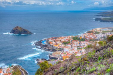 Garachico 'nun Tenerife' deki havadan görünüşü, Kanarya Adaları, İspanya.