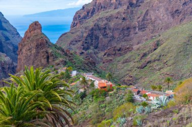 Masca köyü Tenerife, Kanarya Adaları, İspanya 'da pitoresk bir vadide yer almaktadır..