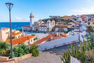 İspanya, Kanarya Adaları, Tenerife 'deki Candelaria kadınımızın Bazilikası..