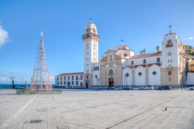 İspanya, Kanarya Adaları, Tenerife 'deki Candelaria kadınımızın Bazilikası..