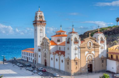 İspanya, Kanarya Adaları, Tenerife 'deki Candelaria kadınımızın Bazilikası..