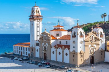 İspanya, Kanarya Adaları, Tenerife 'deki Candelaria kadınımızın Bazilikası..