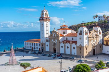 İspanya, Kanarya Adaları, Tenerife 'deki Candelaria kadınımızın Bazilikası..
