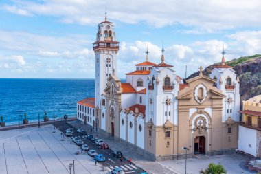 İspanya, Kanarya Adaları, Tenerife 'deki Candelaria kadınımızın Bazilikası..