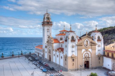 İspanya, Kanarya Adaları, Tenerife 'deki Candelaria kadınımızın Bazilikası..