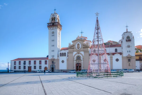 İspanya, Kanarya Adaları, Tenerife 'deki Candelaria kadınımızın Bazilikası..