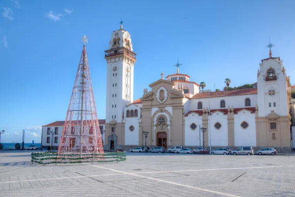 İspanya, Kanarya Adaları, Tenerife 'deki Candelaria kadınımızın Bazilikası..