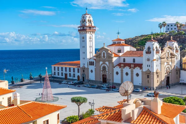 İspanya, Kanarya Adaları, Tenerife 'deki Candelaria kadınımızın Bazilikası..