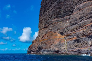 Tenerife 'deki Los Gigantes uçurumları, Kanarya adaları, İspanya.