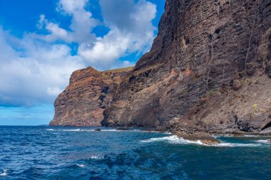 Tenerife 'deki Los Gigantes uçurumları, Kanarya adaları, İspanya.