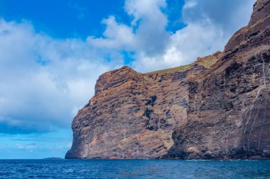 Tenerife 'deki Los Gigantes uçurumları, Kanarya adaları, İspanya.