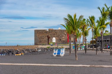 Playa del Castillo Puerto de la Cruz, Tenerife, Kanarya Adaları, İspanya .