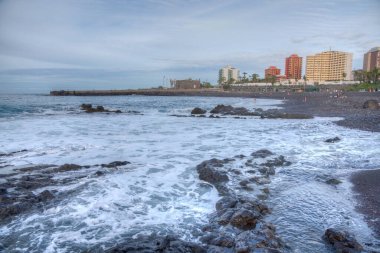 Playa del Castillo Puerto de la Cruz, Tenerife, Kanarya Adaları, İspanya .
