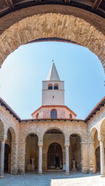 Porec, Croati 'deki piskoposluk bazilikasının görüntüsü