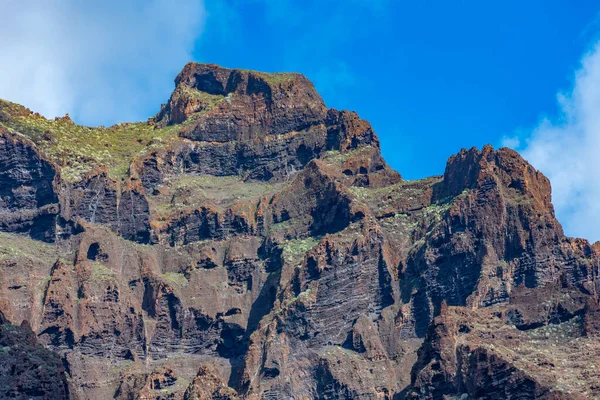 Tenerife 'deki Los Gigantes uçurumları, Kanarya adaları, İspanya.