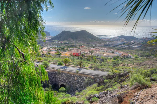 Tenerife, Kanarya Adaları, İspanya 'daki Los Cristianos manzarası.