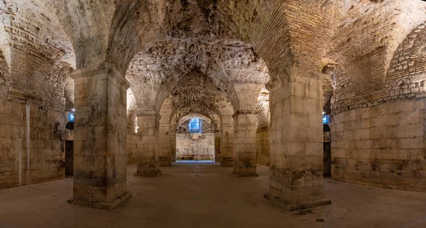 Stenen Gewelven Van Het Paleis Van Diocletianus Kroatische Stad Spli — Stockfoto