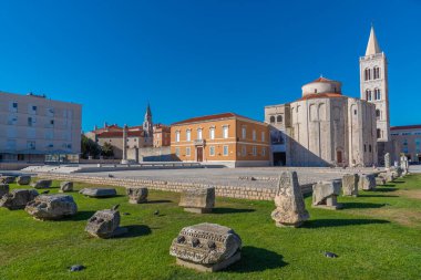 Hırvatistan 'ın Zadar kentindeki Saint Donatus Kilisesi ve Saint Anastasia Katedrali