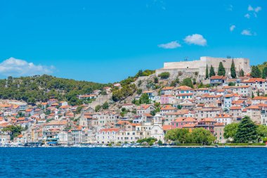 Hırvatistan 'da Sibenik' in üzerine Aziz Michael Kalesi dikildi