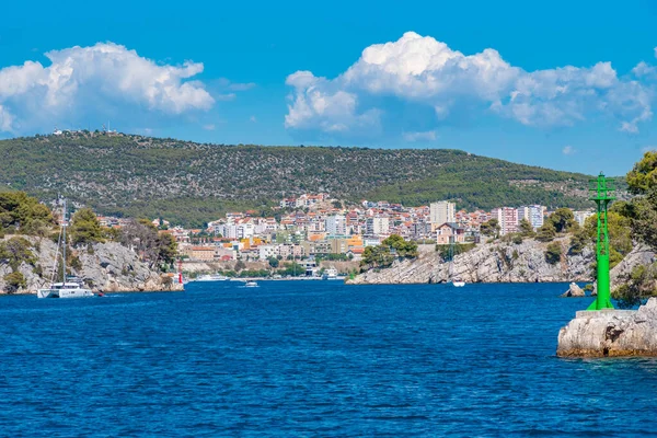Boat Sveti Ante Канал Єднує Сібеник Адріатичним Морем Хорватія — стокове фото