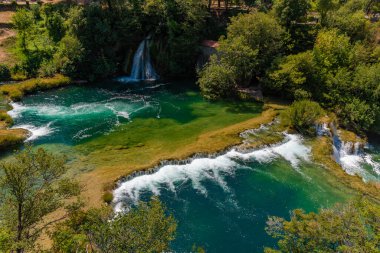 Hırvatistan 'daki Krka Ulusal Parkı' nda şelaleler