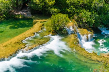 Hırvatistan 'daki Krka Ulusal Parkı' nda şelaleler