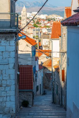 Hırvatistan 'ın Split kentindeki Marjan tepesine çıkan merdivenden izlenen Aziz Domnius Katedrali