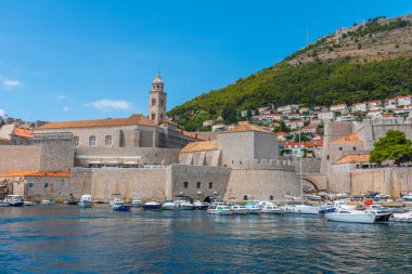Dubrovnik 'teki Dominik Manastırı' nın Tespih Kilisesi eski liman, Hırvatistan 'dan