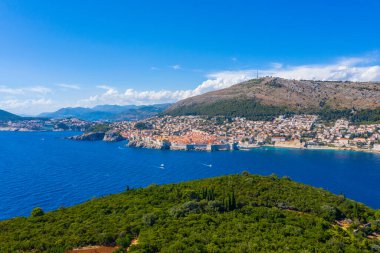 Hırvatistan 'daki Dubrovnik ve Lokrum adasının hava manzarası