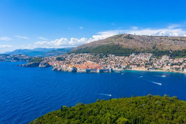 Hırvatistan 'daki Dubrovnik ve Lokrum adasının hava manzarası