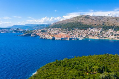 Hırvatistan 'daki Dubrovnik ve Lokrum adasının hava manzarası