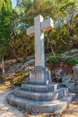 Triton Haçı Hırvatistan 'ın Lokrum adasında