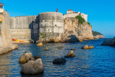 Hırvatistan 'ın Dubrovnik kentindeki eski kentin güçlendirilmesi manzarası