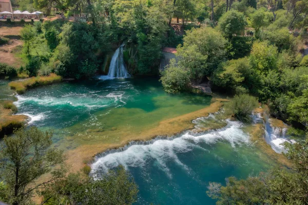 Hırvatistan 'daki Krka Ulusal Parkı' nda şelaleler