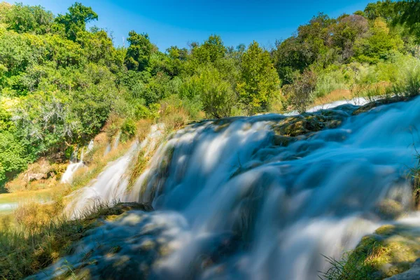 Vízesések Krka Nemzeti Parkban Horvátországban — Stock Fotó