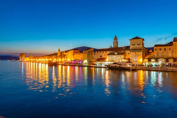 Vista Atardecer Costa Ciudad Croata Trogir —  Fotos de Stock