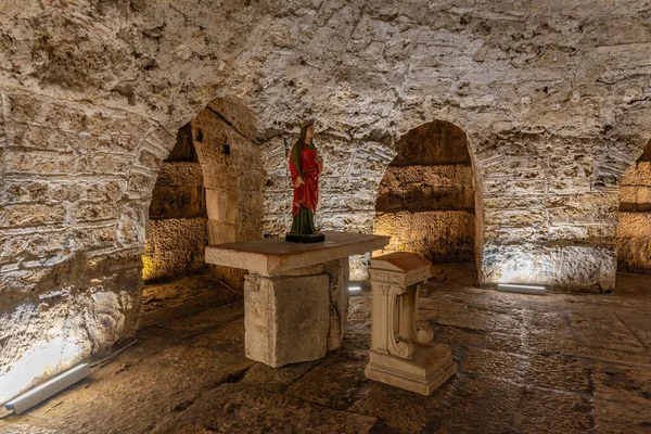 Hırvatistan 'ın Split kentindeki Aziz Domnius katedralinin mahzeni