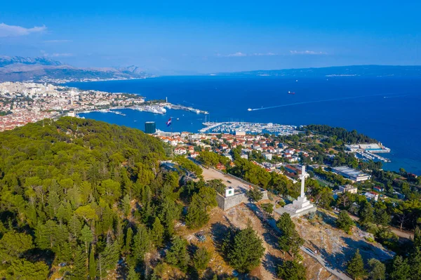 Hırvatistan 'daki Marjan tepesinden Split' in hava manzarası