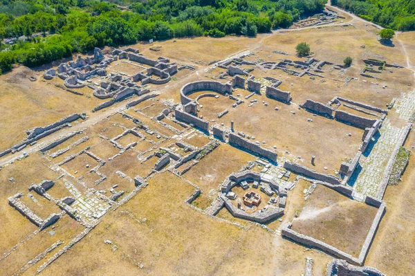 Hırvatistan 'ın Split kenti yakınlarındaki antik Salona' nın havadan görünüşü