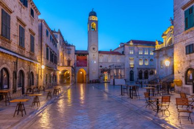 Hırvatistan 'ın Dubrovnik kentindeki Stradun Caddesi' nin gün doğumu manzarası