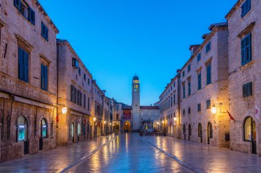 Hırvatistan 'ın Dubrovnik kentindeki Stradun Caddesi' nin gün doğumu manzarası