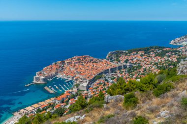 Srd tepesinden Hırvat kasabası Dubrovnik 'in hava manzarası